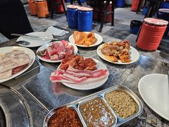 -33韩式自助烧烤(环城南路店)