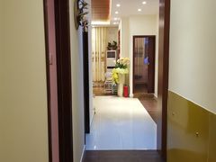 -杨氏采耳(民治大润发店)