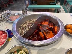 -憨铁匠老火锅(龙岗万科里店)
