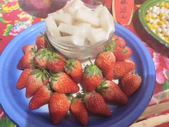 -闯关东东北农家菜(崂山石老人店)
