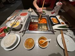 -海底捞火锅(关山保利店)