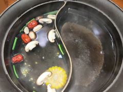 -呷哺呷哺(普陀乐购真北店)