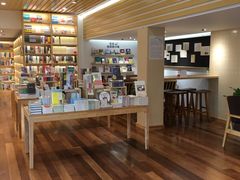 -猫的天空之城概念书店(景德镇陶溪川店)