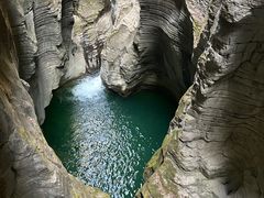 -蝶舞清江·恩施地心谷景区