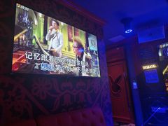 -UK派对KTV(日月广场店)