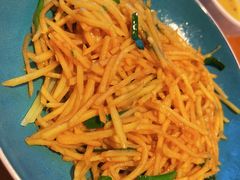 家常土豆丝-春饼先生·北京烤鸭(甘井子万达店)