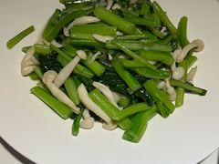 -赶海部落海鲜城(海阳路店)