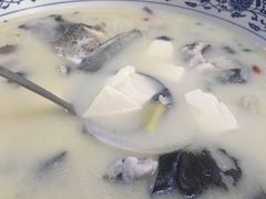 有机鱼头浓汤-浔味·山屿湖·正宗淳牌全鱼宴老字号