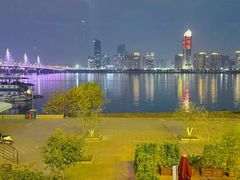 -堂瓦里·33年传统赣菜(第一街区店)