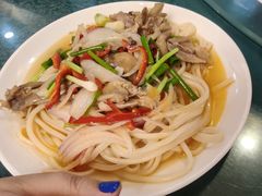 -蘑菇拌面•正宗新疆菜