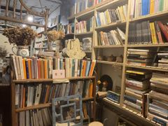 -斯多格书乡(北京大学畅春园店)