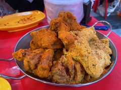 -BHC炸鸡(明洞总店)
