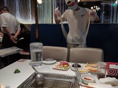 -海底捞火锅(长宁路龙之梦店)