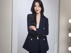 -方快PLUS照相馆(大上海时代广场店)