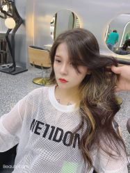 -Tloml salon