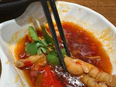 脱骨凤爪-乔街深夜食堂·小龙虾·高压锅生蚝(杭州总店)