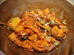 -山河屯铁锅炖(哈西站店)