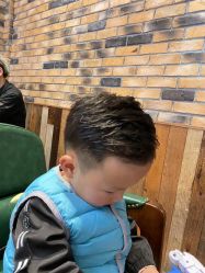 -PE SALON