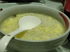-阿瓦山寨·湘菜现炒·剁椒鱼头王(咸阳总店)