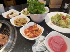 -木槿花韩式炭烤·熟成肉工坊(孙文东路店)