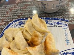 -长人馄饨铺(解放街店)