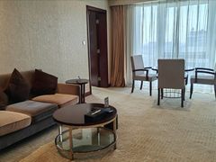 -南桥绿地铂骊酒店