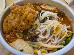 -丽丽三鲜螺蛳粉(田林路店)