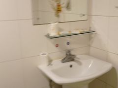 -7天酒店(广州动物园黄花岗地铁站店)