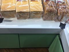 -新利香西饼店(惠友超市店)