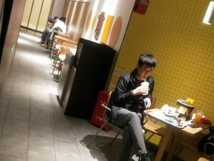 大堂-麦当劳(津南吾悦广场店)