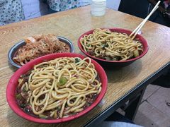 -玲玲米粉·新疆现炒米粉(大十字总店)