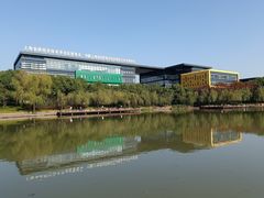 -金桥现代产业园区-停车场