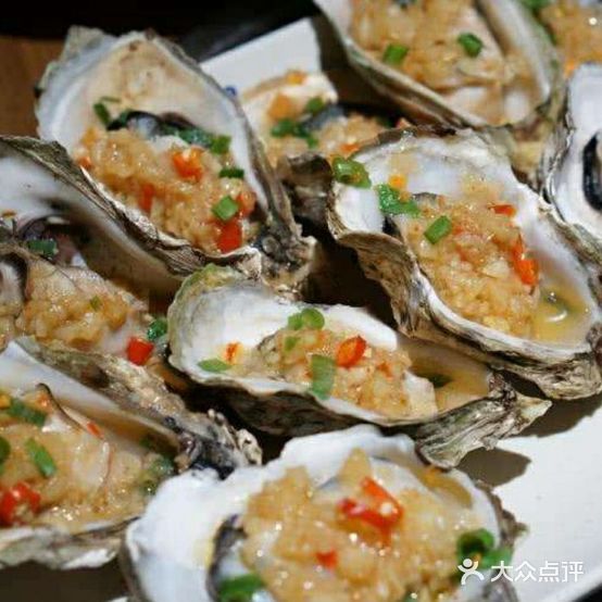 青青小俩口海鲜烧烤小龙虾(金鸡岭店)