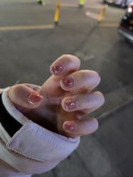 -UN·桃喜日系美睫美甲