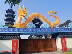 -龙华寺