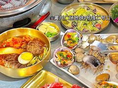 -围炉肉舍•炭烤活鳗•丹东海鲜烤肉(步行街店)