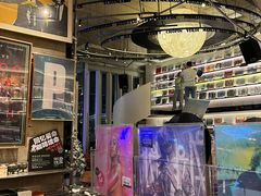 -黑胶星球(华发中城商都店)