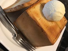 -港丽餐厅(高德置地店)