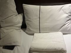 -茂名熹龙国际大酒店(人民广场高铁站店)