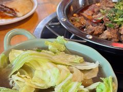 -大众跷脚牛肉馆·非遗传承单位(峨眉山店)