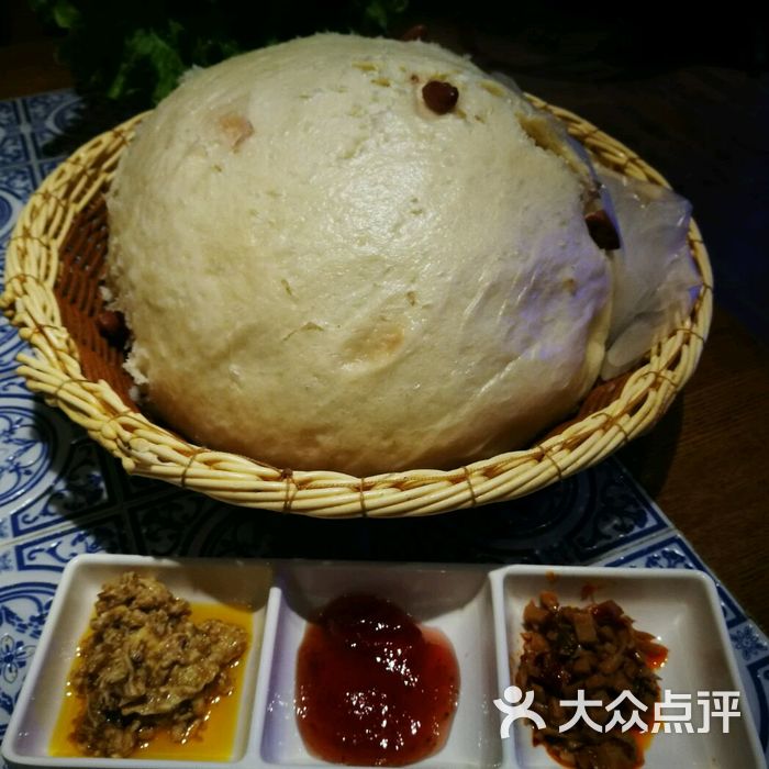 李家小馆全国连锁店 二斤八两孝心大馒头                 太阳花花xi