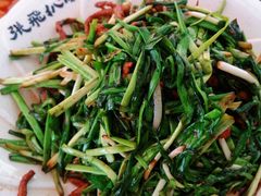 蒜苗炒肉-張飛扒肉·龙江非遗(道外店)