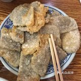 满满的一大碗，幸福，味道不错，不是特别咸，很有味道