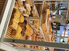 -焙丽拾光(麦凯乐直营店)
