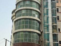 -云洲古玩城(大木桥路店)