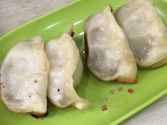 -珊珊小笼馆(仙霞路店)