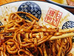 -杨伯英传统杂酱面