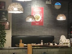 大堂-湘里乡亲甲王二老店