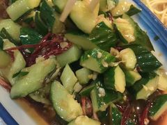 -霄汉牛三鲜湖北砂锅菜(万松园2店)