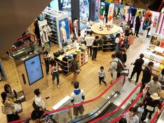 -优衣库(深圳万象天地旗舰店)